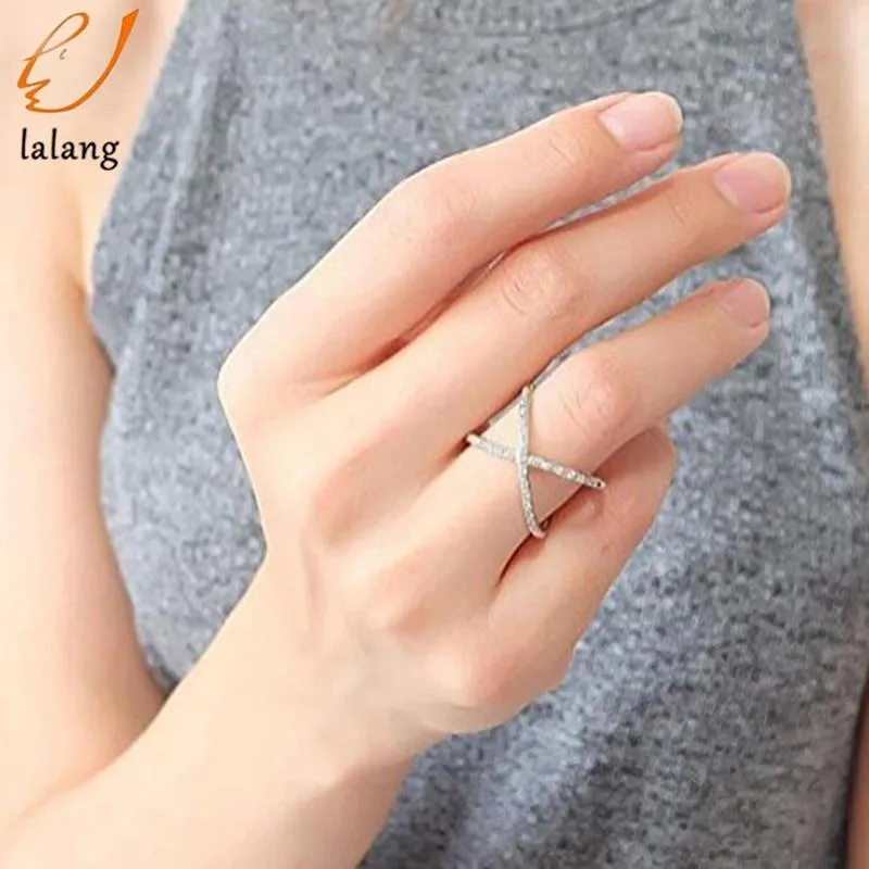 2018 nieuwe grote kruis vorm steentjes ring mode vrouwelijke sieraden oneindigheid teken vrouwen ringen prachtige sieraden vrouwen accessoires