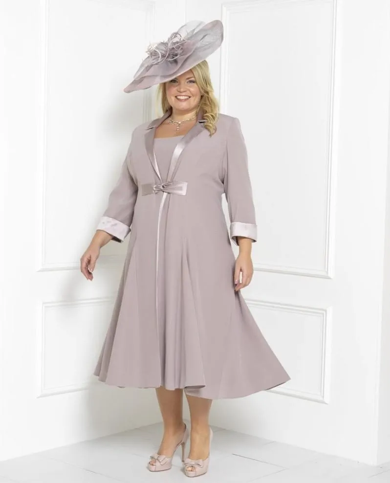 Wedding guest outfits online plus size uk