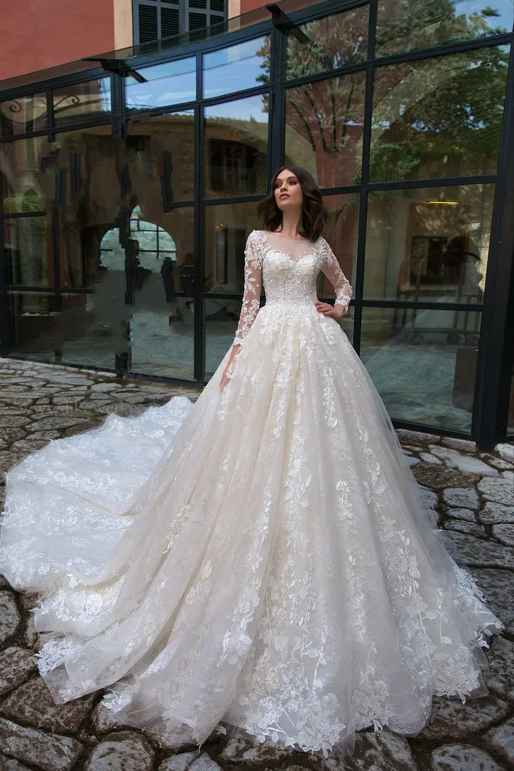 chinese dress ladies Andrea & Leo WL021 Short A Line Lace Wedding Dress