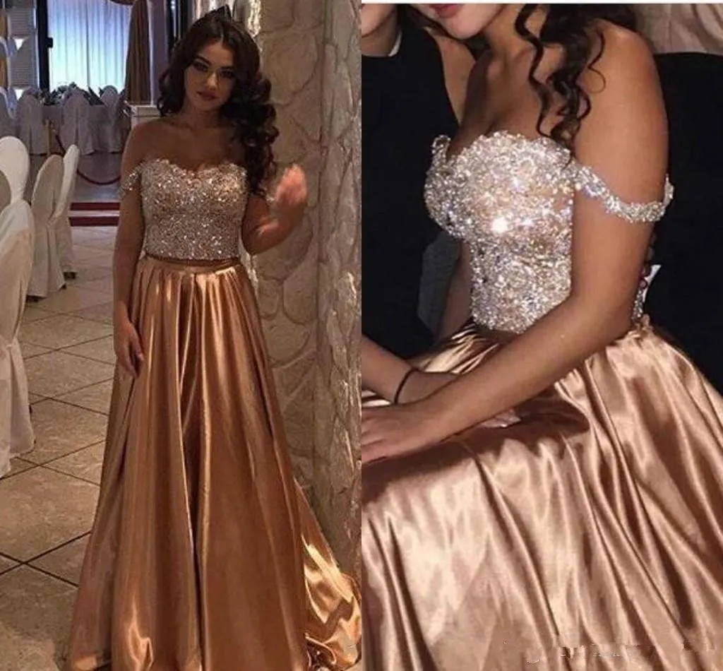 Sparkle Rose Gold Dois peça Vestidos de baile sexy fora do ombro Top Cristal e frisado Longo Árabe Elegante Evening Prom vestido 2019 feriado