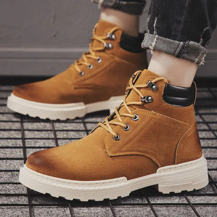 2020 Winter Fashion casual men shoes Antiskid rubber bottom Tooling shoes Suede Keep warm Cotton addition Black Blue Brown Ankle Boots D20