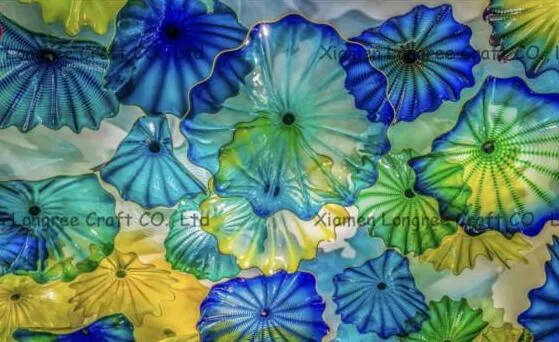 Art Decor Hand Made Blown Glass Flower Plates for Wall DecorationMediterranean Sea Multicolor Murano Glass Hanging Plates Wall Art