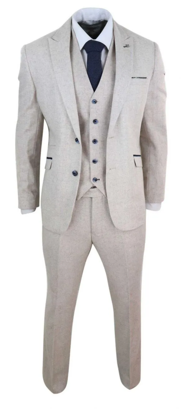 Cream on sale tweed suit