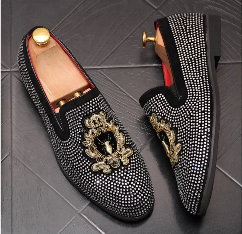 Handmade Black Rhinestone embroidery Fashion Men`s Suede Loafers Wedding Party Men Shoes Noble Elegant Dress Shoes for Men 37-44