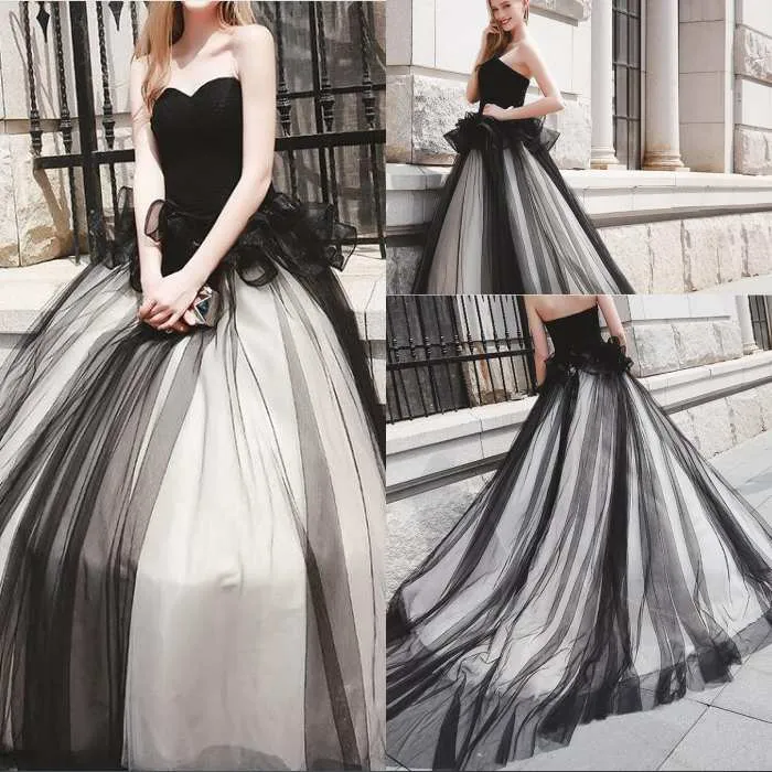 ユニークなデザインブラックホワイトス恋人チュールQuinceaneraドレスRuched Vestido Debutante 15 Anos Ball Gowns Prodes Party Ruffles