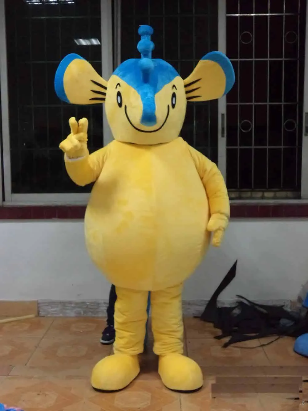 2018 Vendita diretta in fabbrica Personalizzato professionale Costume mascotte cavalluccio marino giallo Personaggio mascotte ippocampo Vestiti Natale Festa di Halloween F