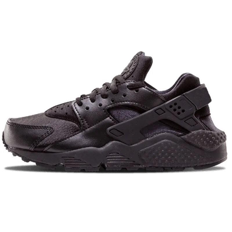 Huaraches black with deals white dots