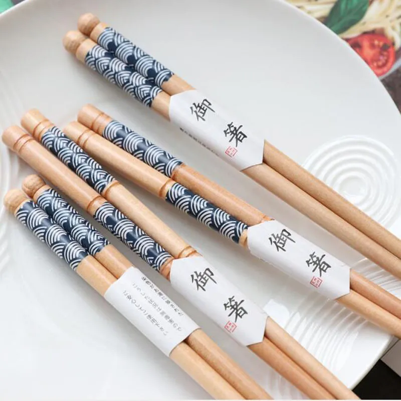 Bacchette Di Legno Naturale Giapponese Riso Sushi Bacchette Bambini Cucina  Ristorante Stoviglie Spedizione Veloce Allingrosso ZC1638 Da 0,53 €