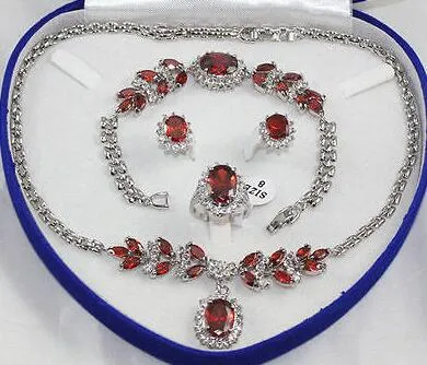 Nouveau style vente chaude femmes bijoux cristal rouge argent collier pendentif bague bracelet boucle d'oreille de mode bijoux de fête de mariage