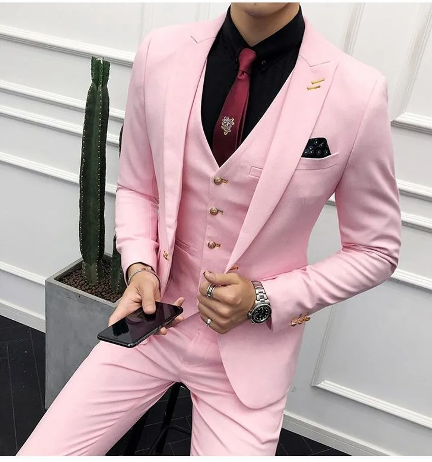 Moda Pembe Damat Smokin Tepe Yaka Groomsmen Erkek Gelinlik Mükemmel Adam Ceket Blazer Business Suit (Ceket + Pantolon + Yelek + Kravat) 1826