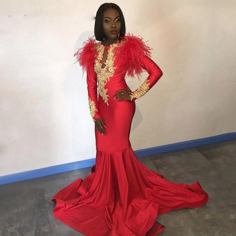 African Red 2K19 NEW Prom Dresses Long Sleeves Gold Appliques Feathers Satin Formal Mermaid Evening Dress Black Women Party Gowns