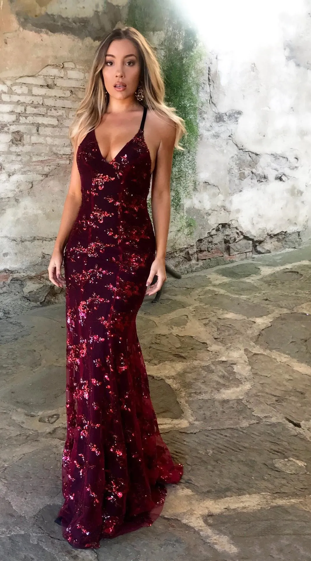 2020 Yeni Seksi Burgonya payetli Dantel Gelinlik Modelleri Lacivert Spagetti sapanlar Mermaid Sequins Uzun Gümüş Backless Akşam Parti Gowns Giyim