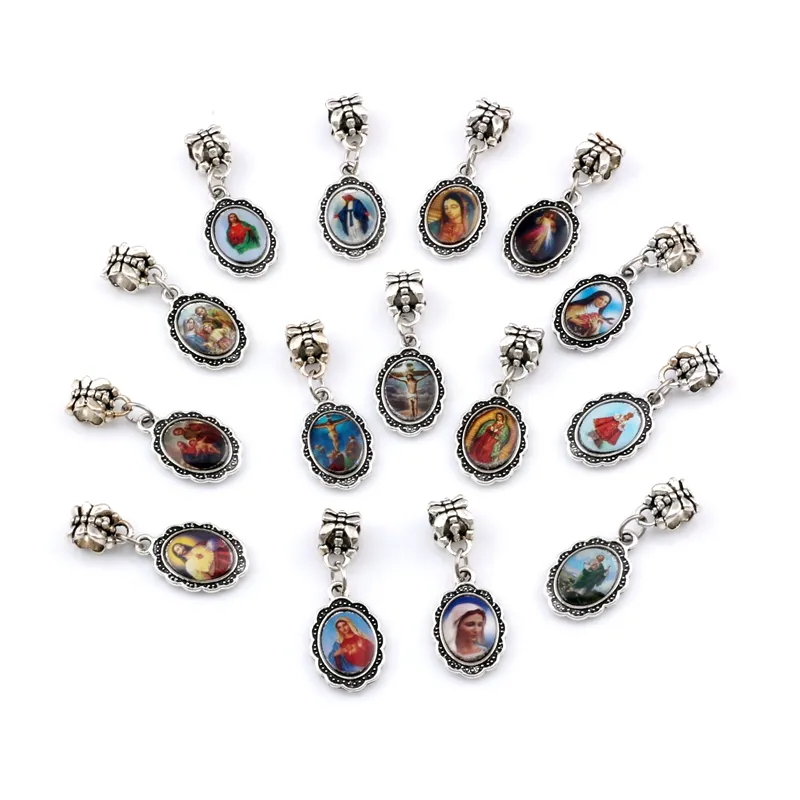 100 sztuk / partii Owalne Jezus Chrystus Ikona Cross Dangle Charm Wisiorki na biżuterię Making Naszyjnik DIY Akcesoria 12x31.5mm A-567A