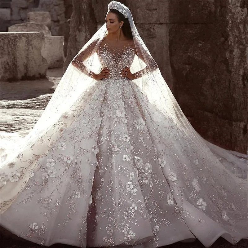 2019 Lyxiga arabiska rena långa ärmar spetsar en linje bröllopsklänningar 3d spets blommig applique pärlstav kapell tåg bröllop brudklänningar bc0151