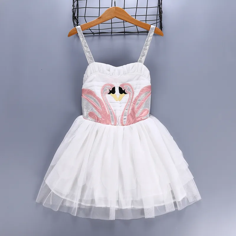 Baby Girls Swan Wings Dress Children Suspender Princess Dresses 2019 Summer Boutique Kids Utför klädkläder Hög kvalitet