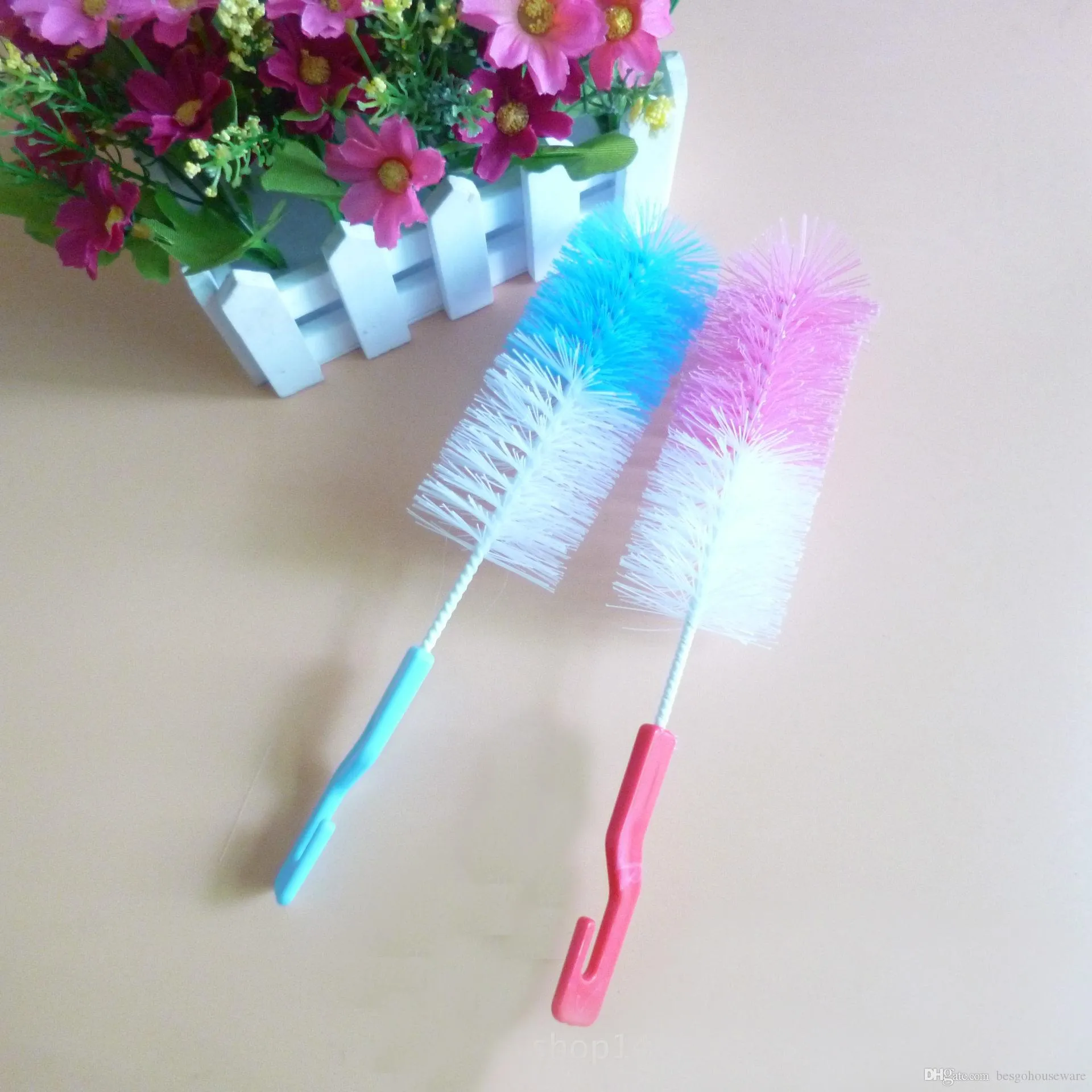 Wholesale Food Grade Baby Milk Bottle Cleaning Brush With Hook Mix Colors Convenient Water Bottles Brush Feeding Water Cup Brush BH0449 TQQ