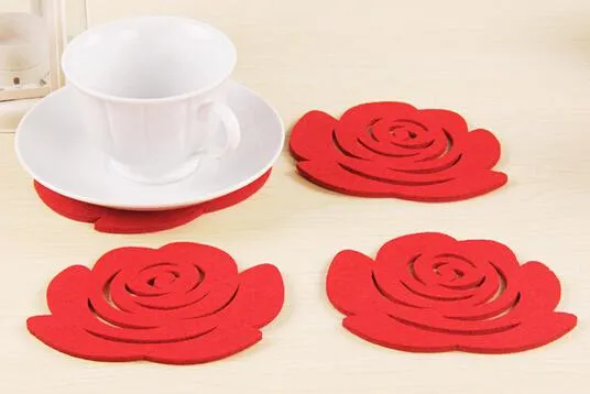 Wholesale- Fashion Simple 5Pcs Rose Placemats Insulated potholders Crochet Doilies Felt Coasters Cup Mats Table Mat Pads