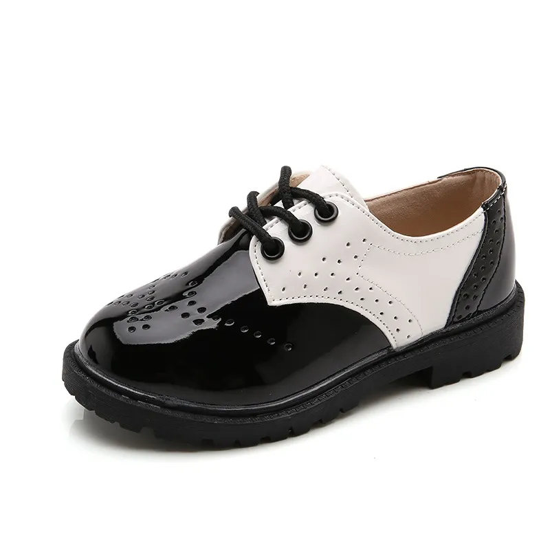 Çocuklar Patent Deri Ayakkabı Çocuklar Erkekler Flats Kırmızı Siyah Düğün Ayakkabıları Mokasen Moda Performansı (Küçük/Büyük Çocuklar)