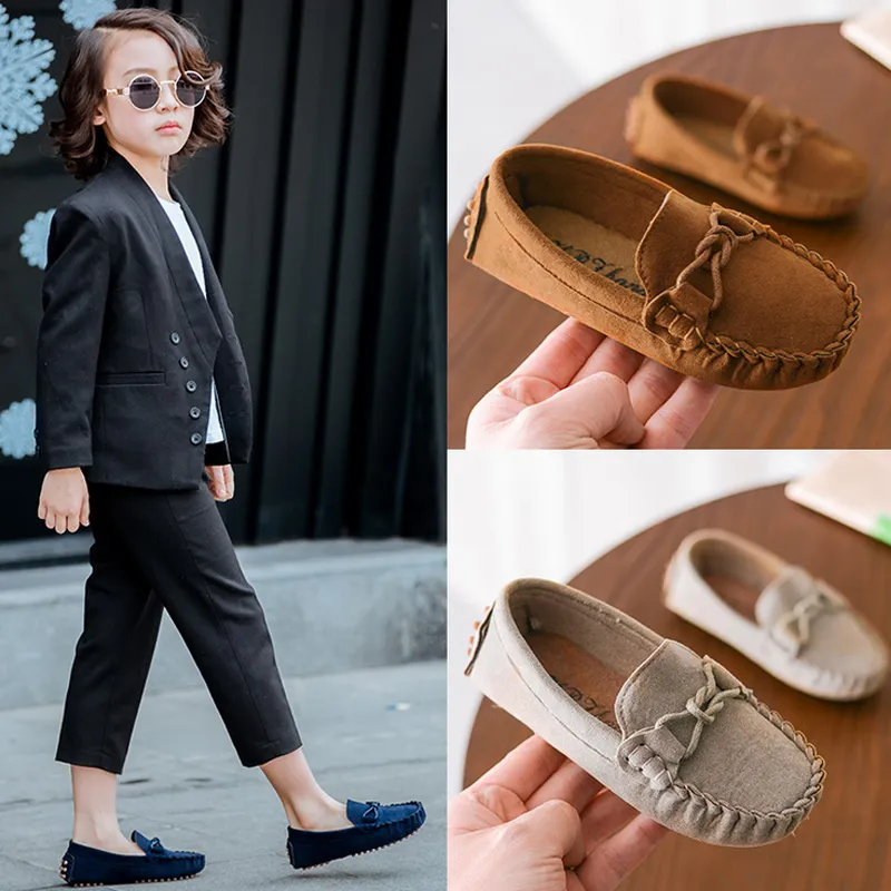 Barn pojkar "mocka läder loafer lägenheter casual slip-ons toddler mjuka skor båt tjejer klänning skor knut loafers skor / lägenheter