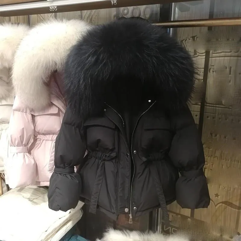 Große Daunenjacke aus natürlichem Waschbärfell mit Kapuze, Winterjacke für Damen, weiße Entendaunen, kurze Mäntel, solide, dicke, warme Parkas, Schnür-Schneemantel