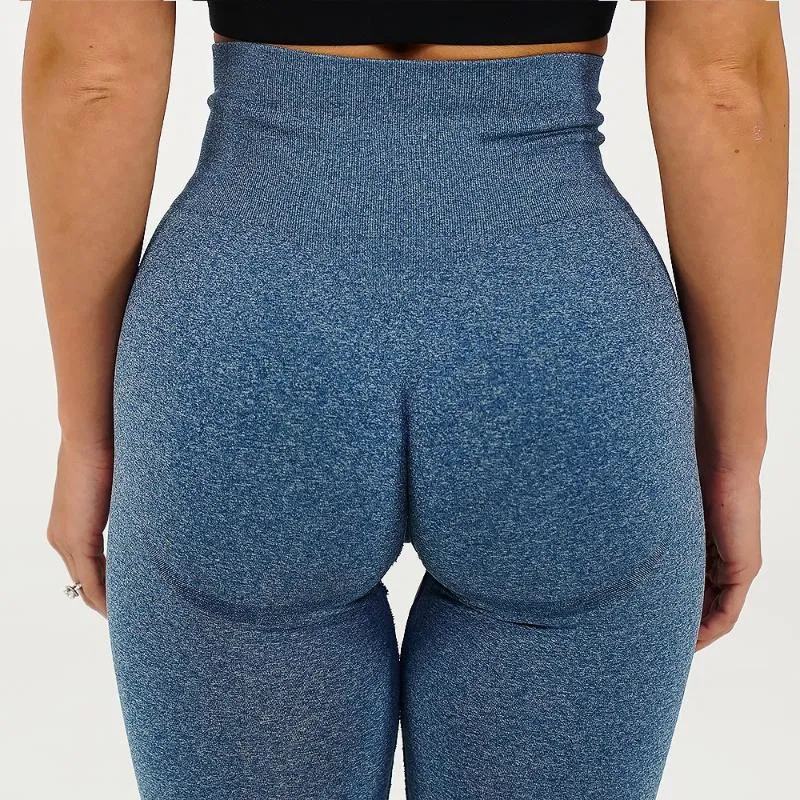 Caldo senza cucitura a maglia esagerata dei fianchi umidità che asciuga pantaloni da yoga sport pantaloni fitness sexy hip women's gambings