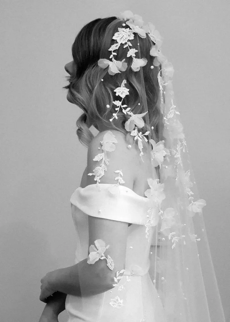 WQTR Schleier Braut 3D Blumen Blumenspitzen Brautschleier, Langer Hochzeitsschleier, Weißer, Luxuriöser Schleier Für Die Braut Mit Kammkathedrale Kathedrale