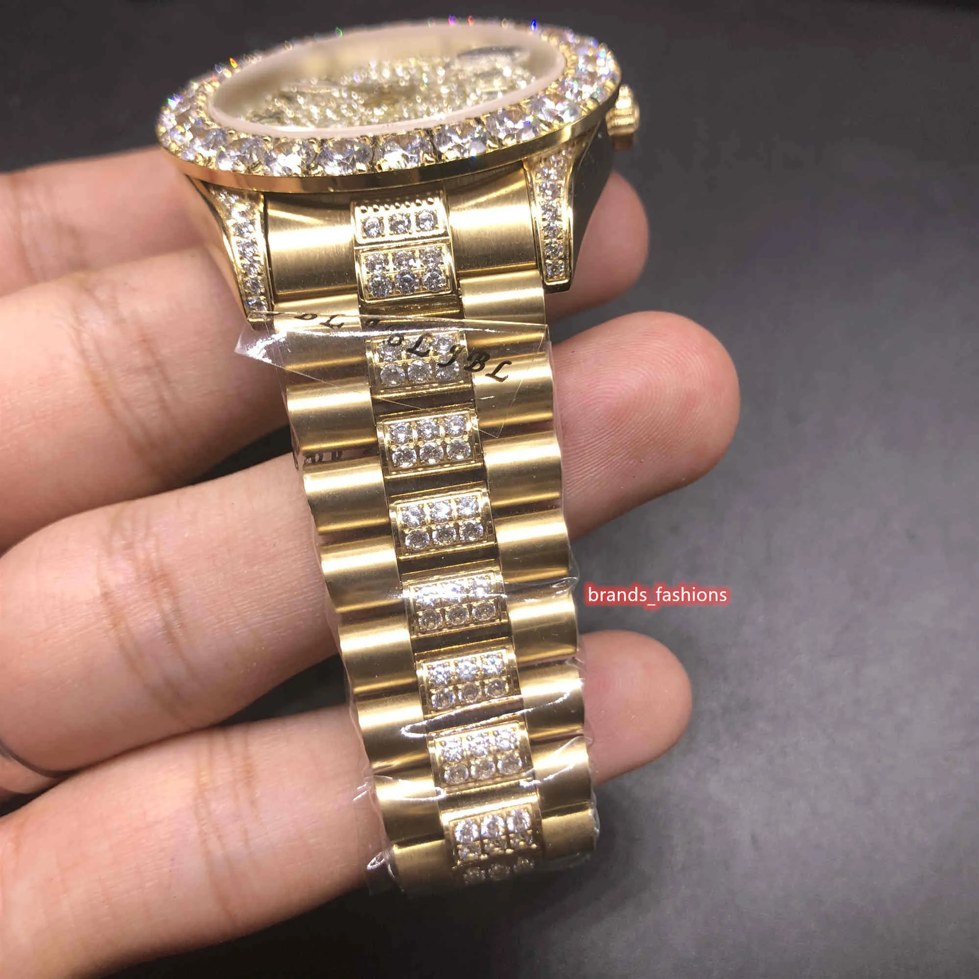 Prong Set Diamond Man's Watches Gold Diamond Face Watch Rostfritt stål Middle Row Diamond Watch Automatic Mechanical Fashion2641