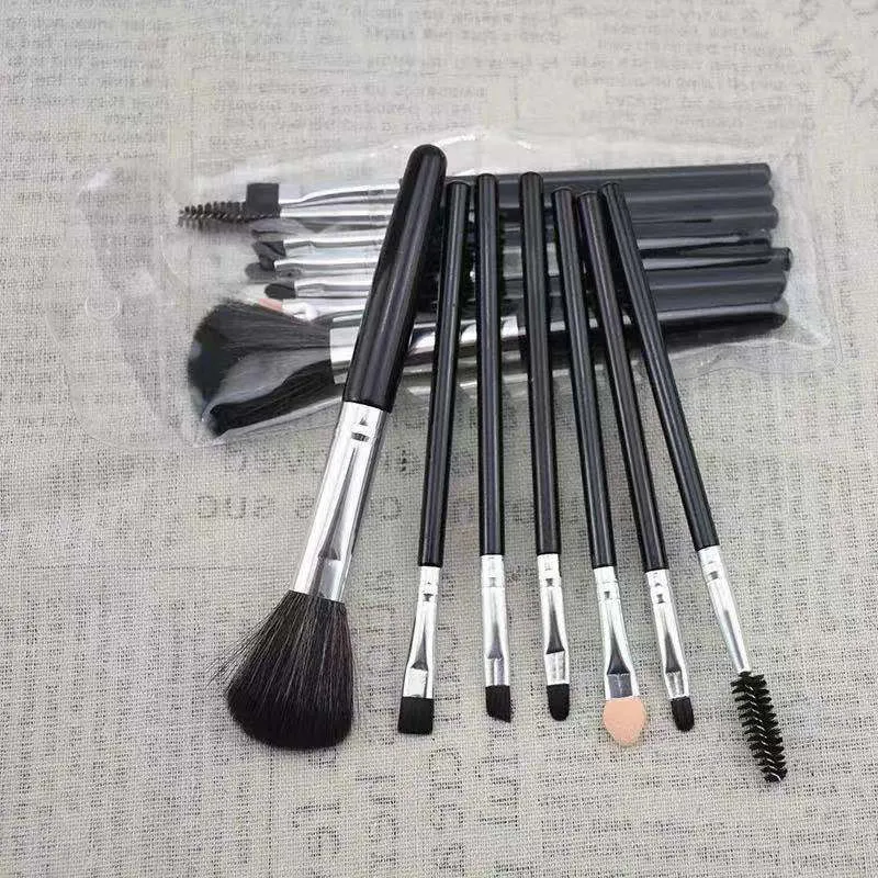 Nice 7pcs Makeup Brushes Set Professionell Pulver Foundation Blush Blending Eyeshadow Lip Cosmetic Eye Make Up Brush Kit Tools 10Set