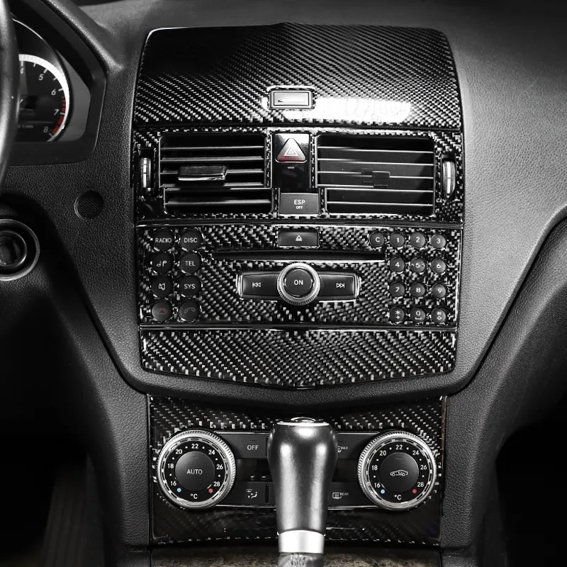 ملصقات السيارات لمرسيدس C فئة W204 ألياف الكربون الألياف الداخلية تريم المخرج CD تكييف الهواء لوحة التحكم المركزية والشارات