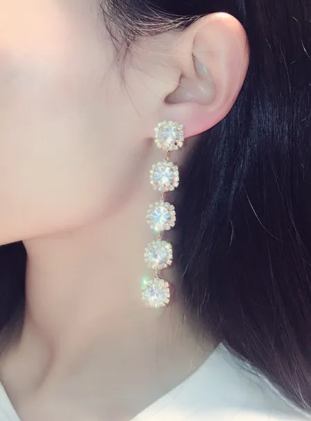 Super glittering ! new ins luxury designer diamond rhinestone zircon exaggerated dangle chandelier stud fashion earrings for woman girls
