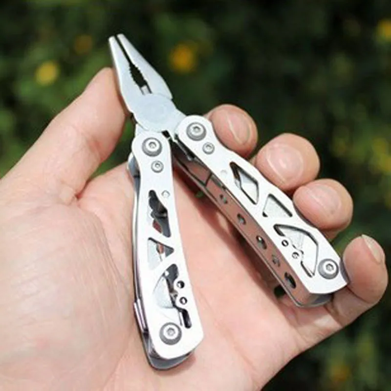 Metal Multi Function Plier Mini Folding Tongs With Screwdriver Filer Knife Opener Outdoor Survival Equipment Hand Tool Pliers VT0916