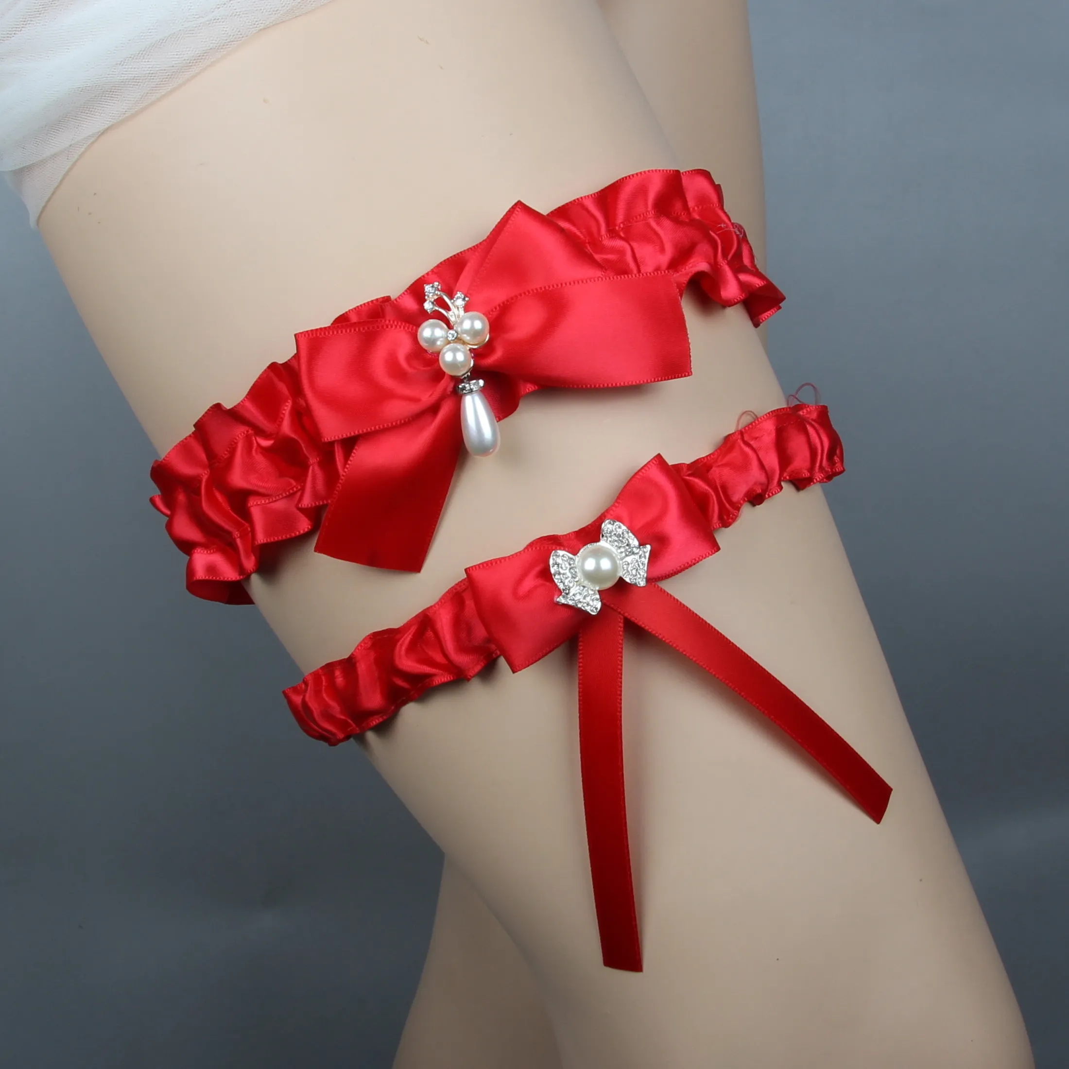 Bridal Garters: Royal Blue Bow Satin Wedding Garters for Bride, Beach Prom Set, Vintage Wedding Garter Belts, 2019, Free Size 14~23 inches from Dhgate Bridal Garters - price 7.55 Bridal Garters: Royal Blue Bow Satin Wedding Garters for Bride, Beach Prom Set, Vintage Wedding Garter Belts, 2019, Free Size 14~23 inches from Dhgate Bridal Garters - price 7.55