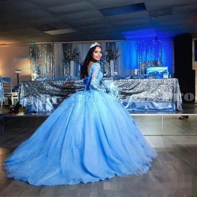 Небесно-голубое тюль мяч платья с длинным рукавом Quinceanera платья кружева аппликация бисером 2020 новых платьев выпускного вечера длинный поезд сладкий 15 платьев