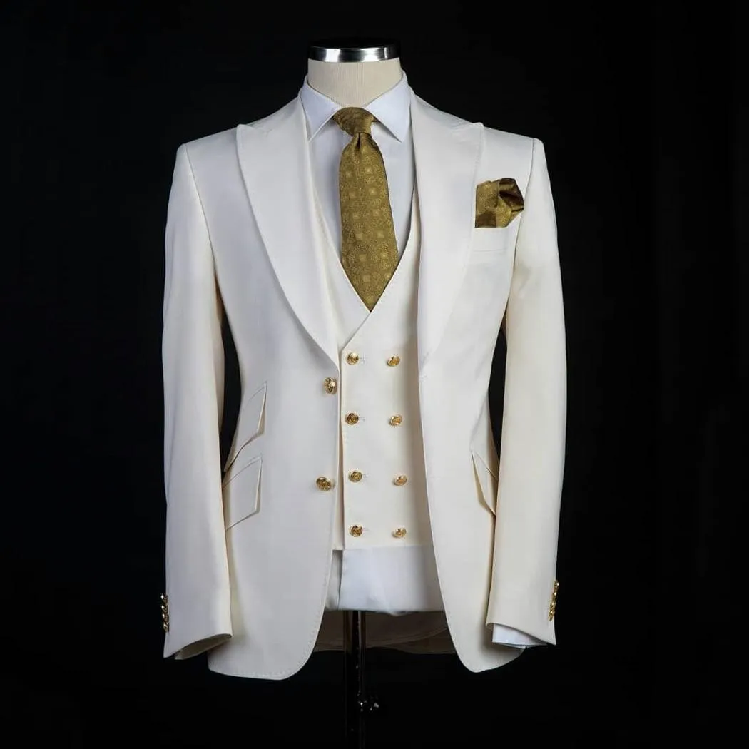 Nova Chegada Padrinhos Marfim Noivo Smoking Peak Lapel Homens Ternos Casamento Padrinho Noivo Blazer (Jaqueta + Calça + Colete + Gravata) L234