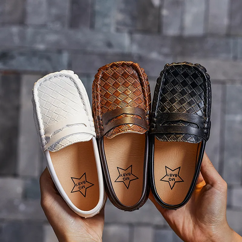 Pojkar moccasins flickor pu läder skor mjuka barn loafers barn lägenheter casual båt skor barnens bröllop läder skor