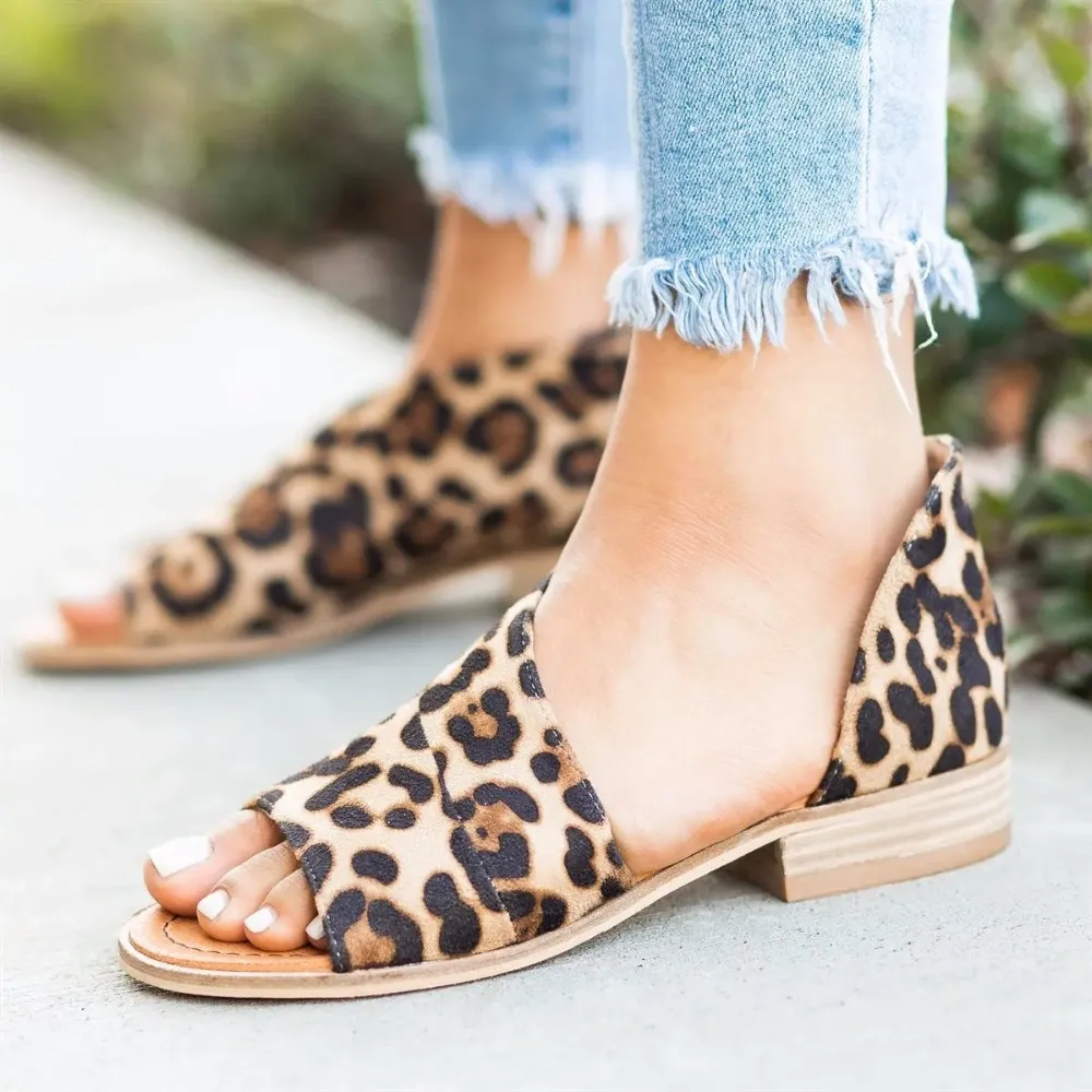 Zapatos de verano para mujer, Sandalias planas para mujer, chanclas informales con huecos laterales de leopardo para la playa, chaussures para mujer de talla grande 43