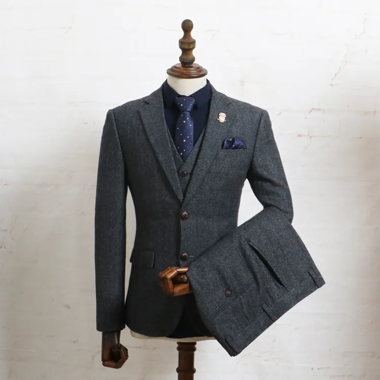 블랙을 착용 웨딩 턱시도 신랑을위한 회색 정장 라펠 신랑 들러리 복장 남자 블레이저 코트 3 조각 (자켓 + 조끼 + 바지) 뾰족