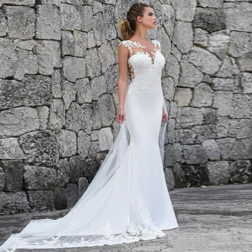2023 Elegant satin bröllopsklänning Vita sjöjungfruklänningar för kvinnor med spetsar plus storlek Vestidos de Boho klänning strand växer brudklänningar