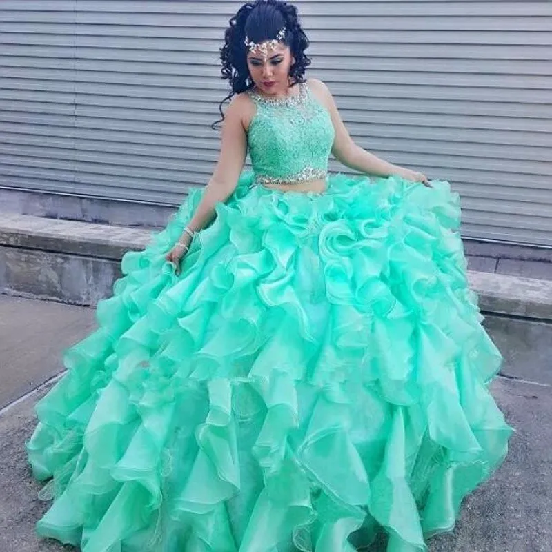 2015 النعناع تنكر فساتين quinceanera 2 قطعة الكرة بثوب حفلة موسيقية اللباس الأميرة منتفخ الكشكشة الأورجانزا الدانتيل الحلو 16 فساتين vestidos 15 anos