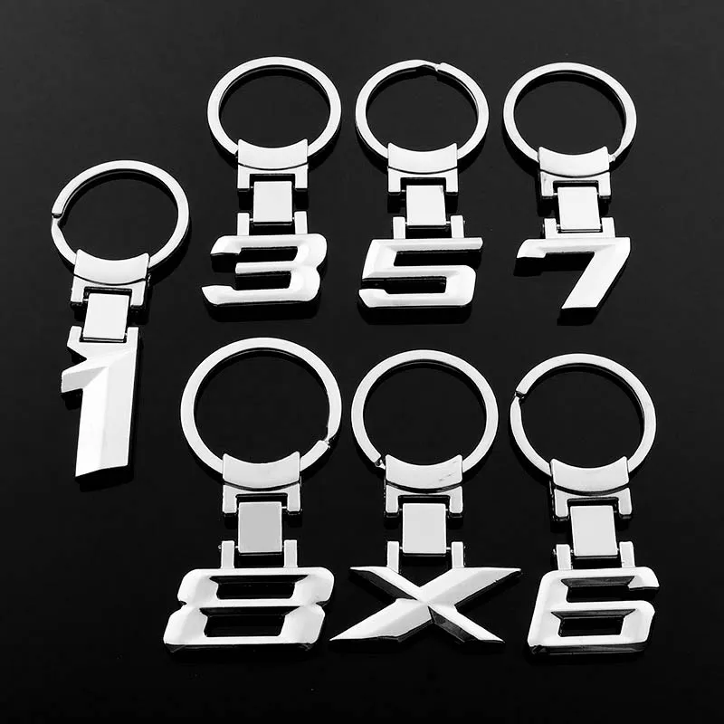 Metalowy samochód Key Chain Pierścionki Numer biżuterii Design Wisiorek Moda Breloki Akcesoria Cynk Alloy Uchwyt Brelok Dla Mężczyzn Kobiety