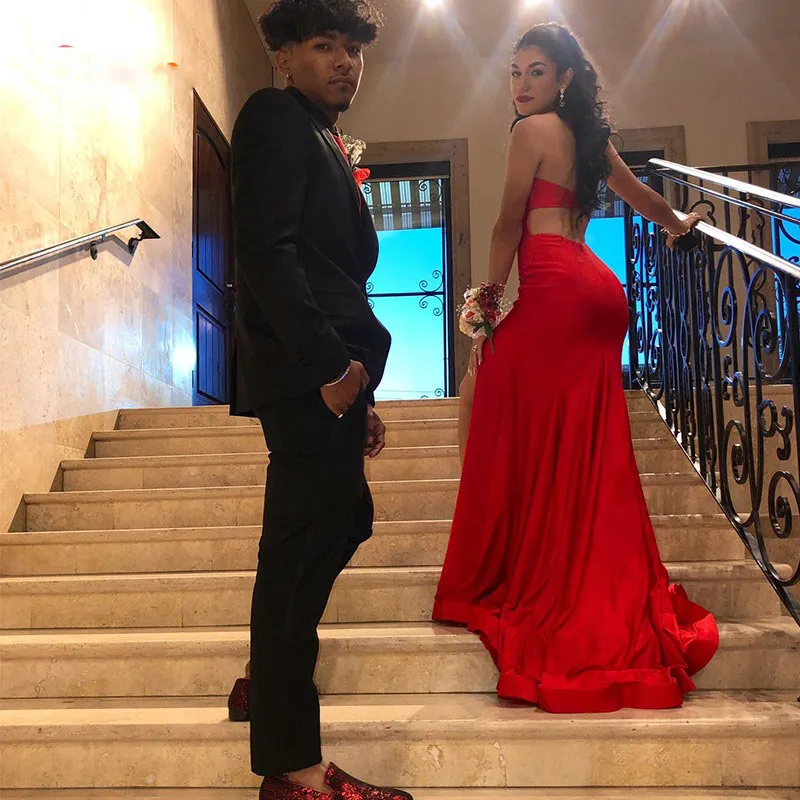 Red prom dress sales with leg slit