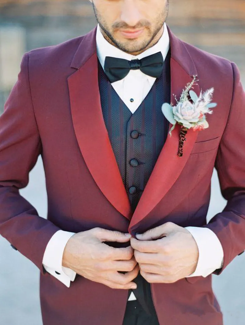 Men s 2 Piece Skinny Fit Red Wedding Suit Custom Tailored Tuxedo Jacket and Pants Perfect for Groom and Formal Occasions