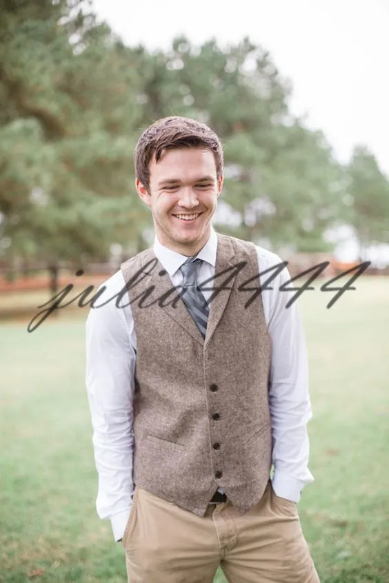 2019 Farm Brown Groom Chalecos Chaleco de un solo pecho Slim Fit Traje de hombre Chaleco Prom Country Wedding Chaleco Vestido a medida Tallas grandes