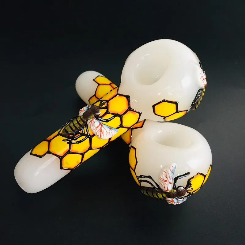 5 Inch Bee Hand Pipes Heady dry herb tobacco Pipe with 3D Coloured drawing crack weight 100g