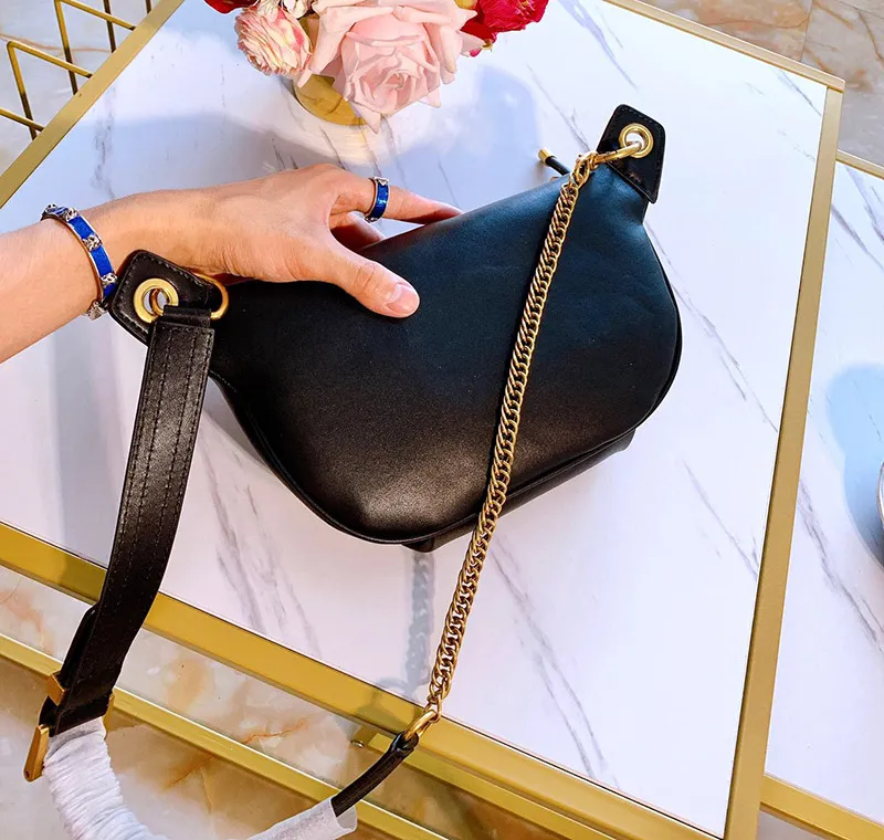 women leather waist bag Chest bag top brands given designer shoulder bags fashion leisure women bags chain adjustable belt bag 2019