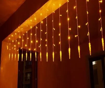 6m * 1m 고드름 커튼 조명 홈 야외 휴가 크리스마스 장식 조명 웨딩 크리스마스 문자열 요정 LED 커튼 garlands 파티 전구 빛