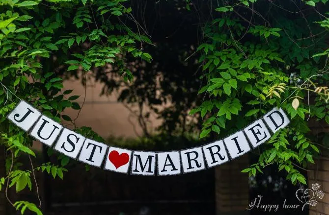 JUST MARRIED Hochzeitsbanner-Set – Hochzeitsdekorationen für Empfang,  Brautparty und Verlobungsfoto-Requisite, Autodekorationen