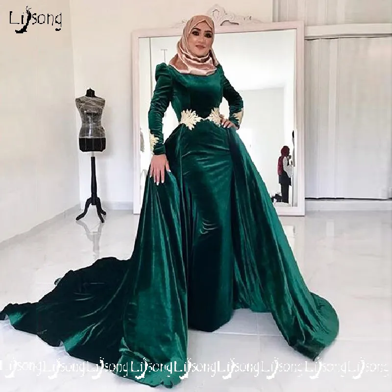 2018 Muslin Islam Haji Abito da sera invernale da donna Musulmano in velluto a maniche lunghe con gonna oversize Prom Party Wear Elegant Women A-line Maxi abiti formali