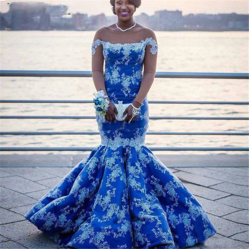 Elegant African Royal Blue Long Sleeve Prom Dress Scoop Neck Lace Appliques Zipper Back Mermaid Plus Size Evening Satin Dresses