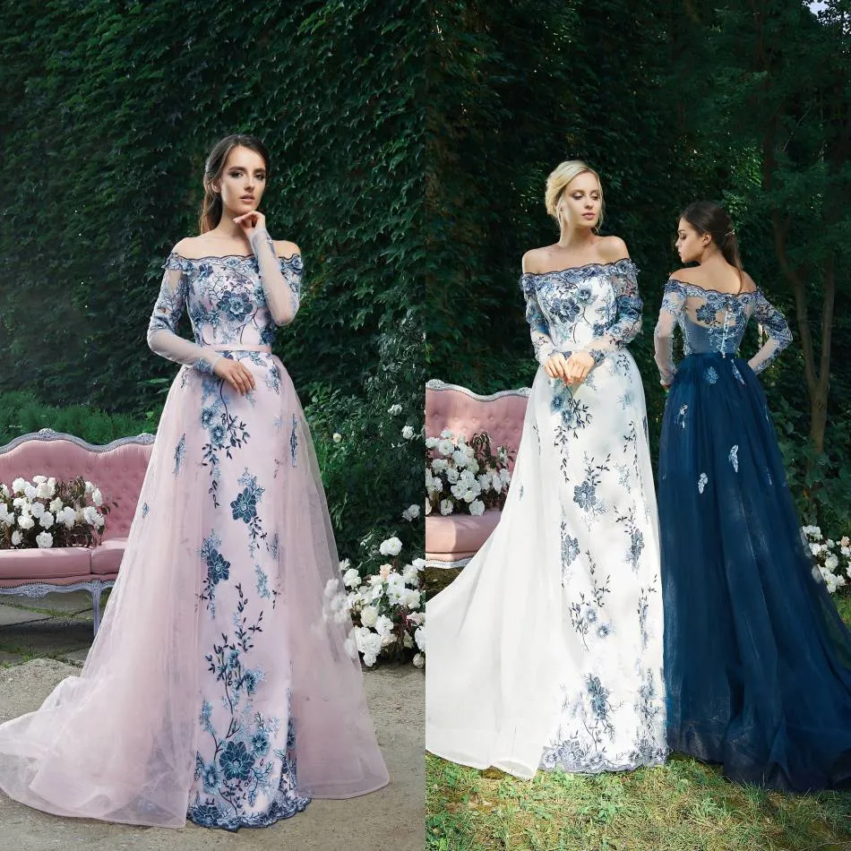 Charmante 2019 robes de soirée à manches longues en dentelle balayage train robe de soirée surjupes Tulle hors épaule robes de soirée